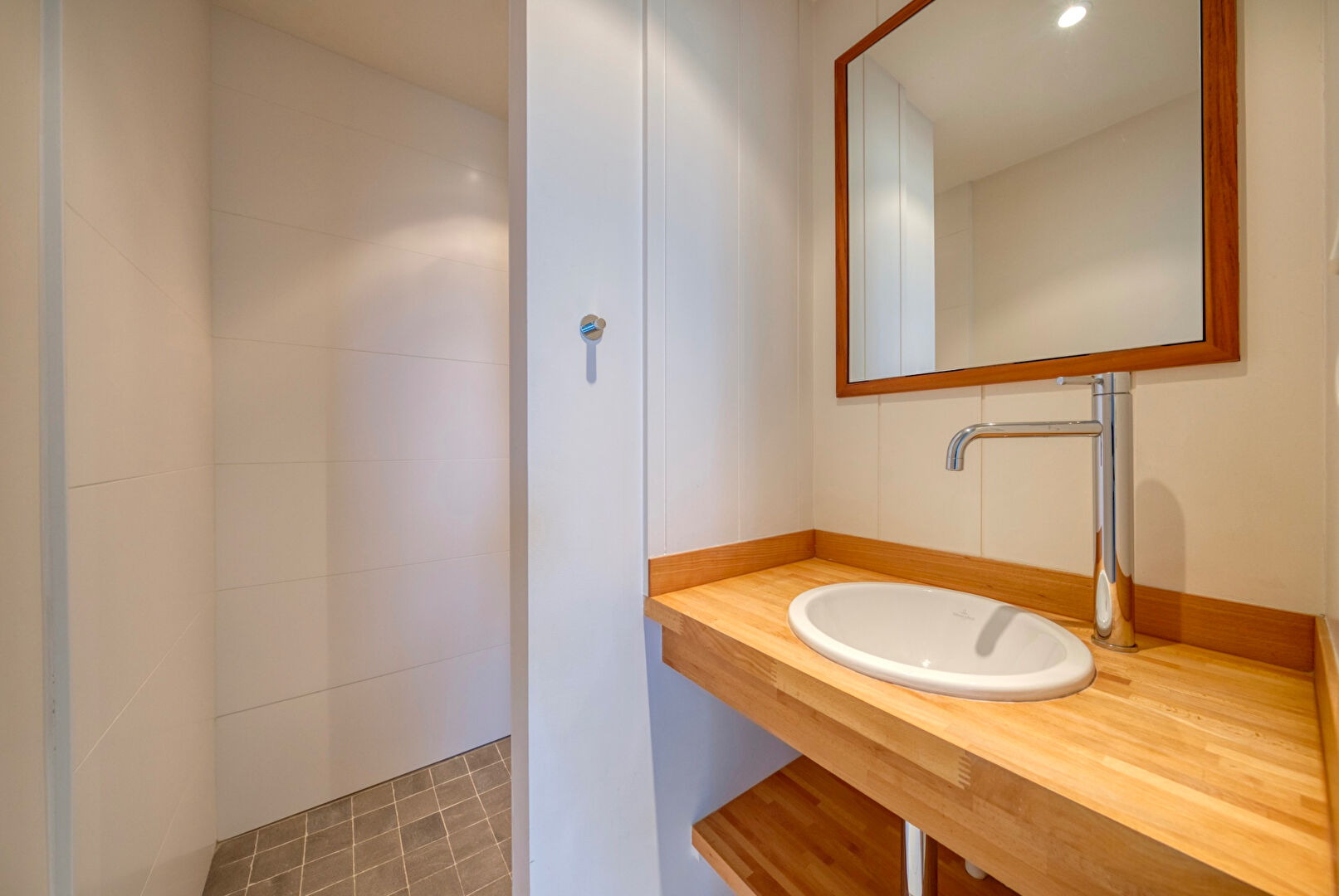 Appartement T6 – Nord Saint-Martin