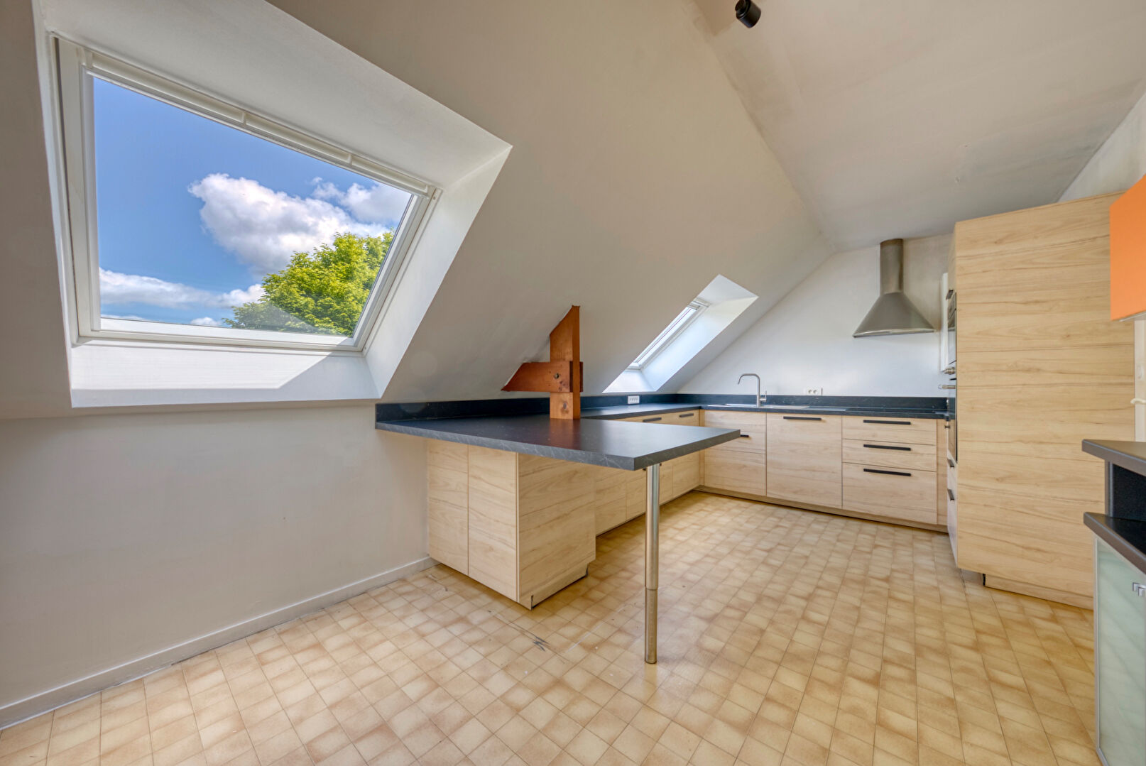 Appartement T5 Duplex – Longs Champs