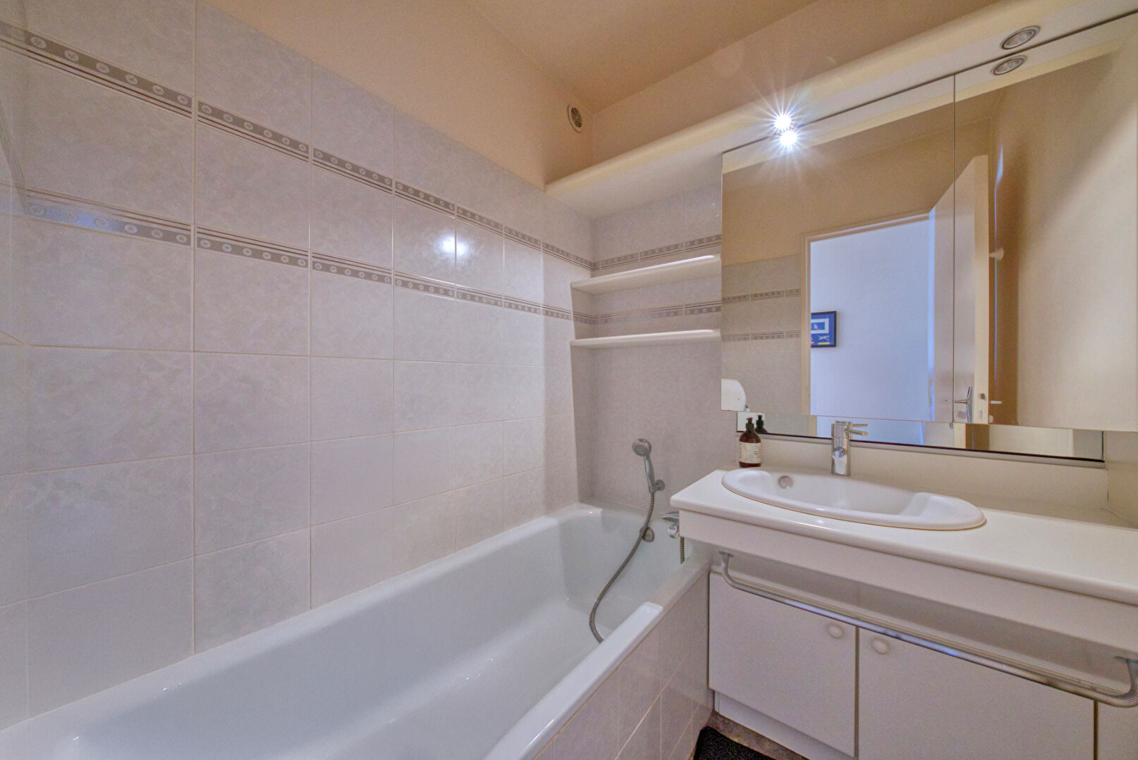 Appartement-Maison – Longs Champs