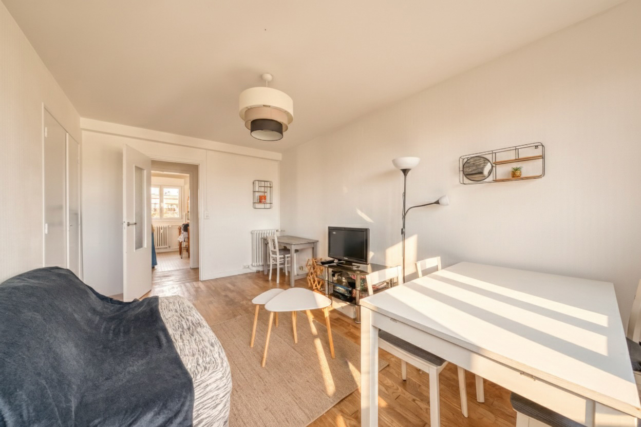 Appartement T4 – Bourg L&rsquo;Evêque