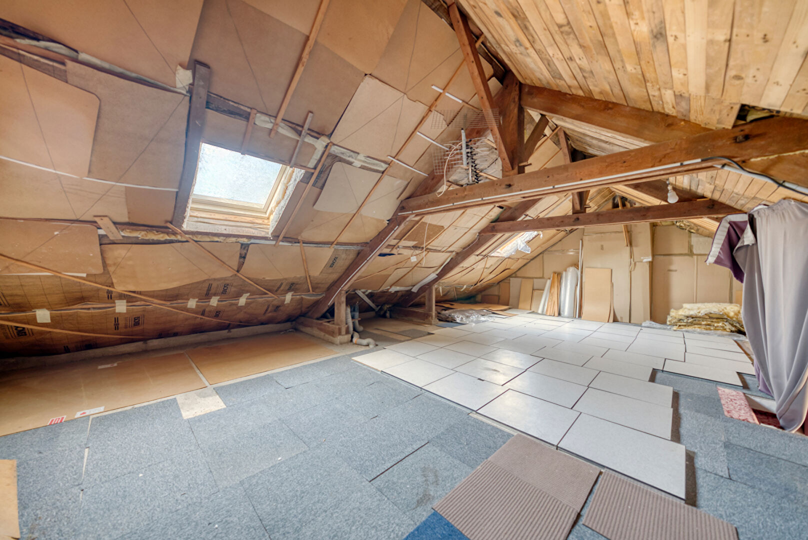 Maison T6 – Nord Saint-Martin