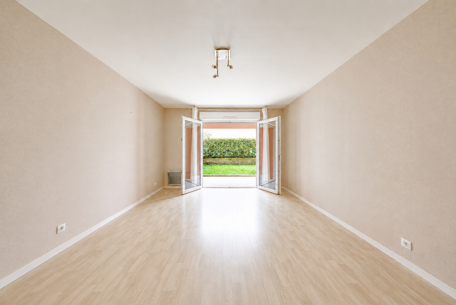 Appartement T2 – Bourg-l&rsquo;Évêque / Anatole France / Nord Saint-Martin