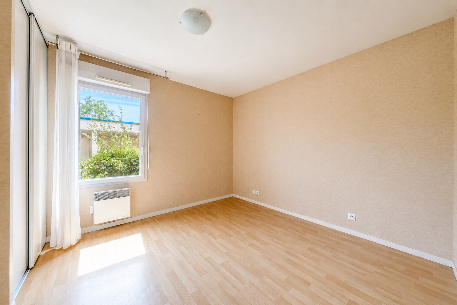 Appartement T2 – Bourg-l&rsquo;Évêque / Anatole France / Nord Saint-Martin