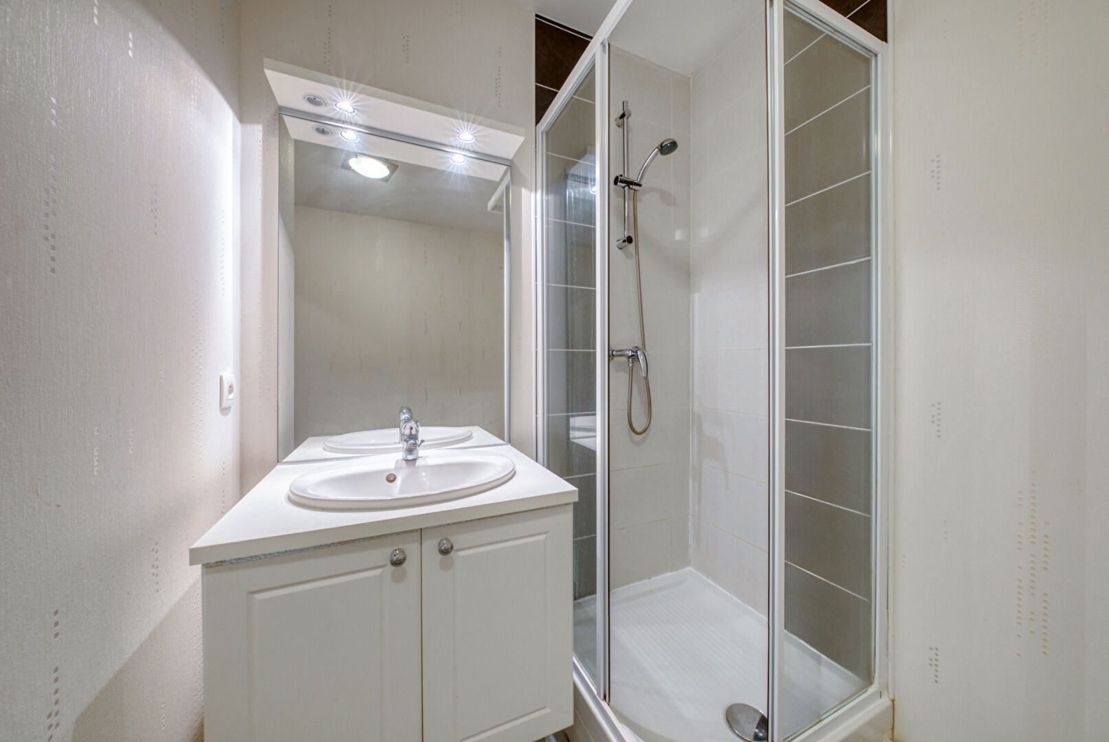 Appartement T2 – Bourg-l&rsquo;Évêque / Anatole France / Nord Saint-Martin